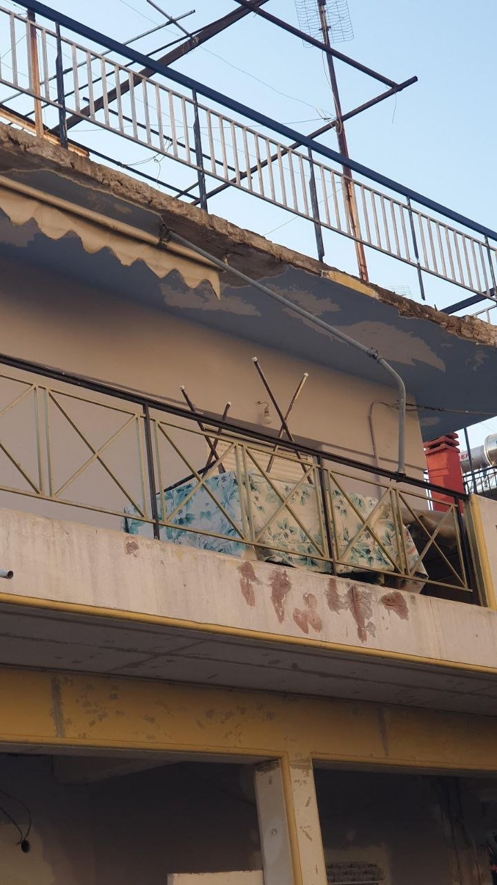 Θερμοπρόσοψη και εξωτερική ανακαίνιση κτιρίου στην Αθήνα